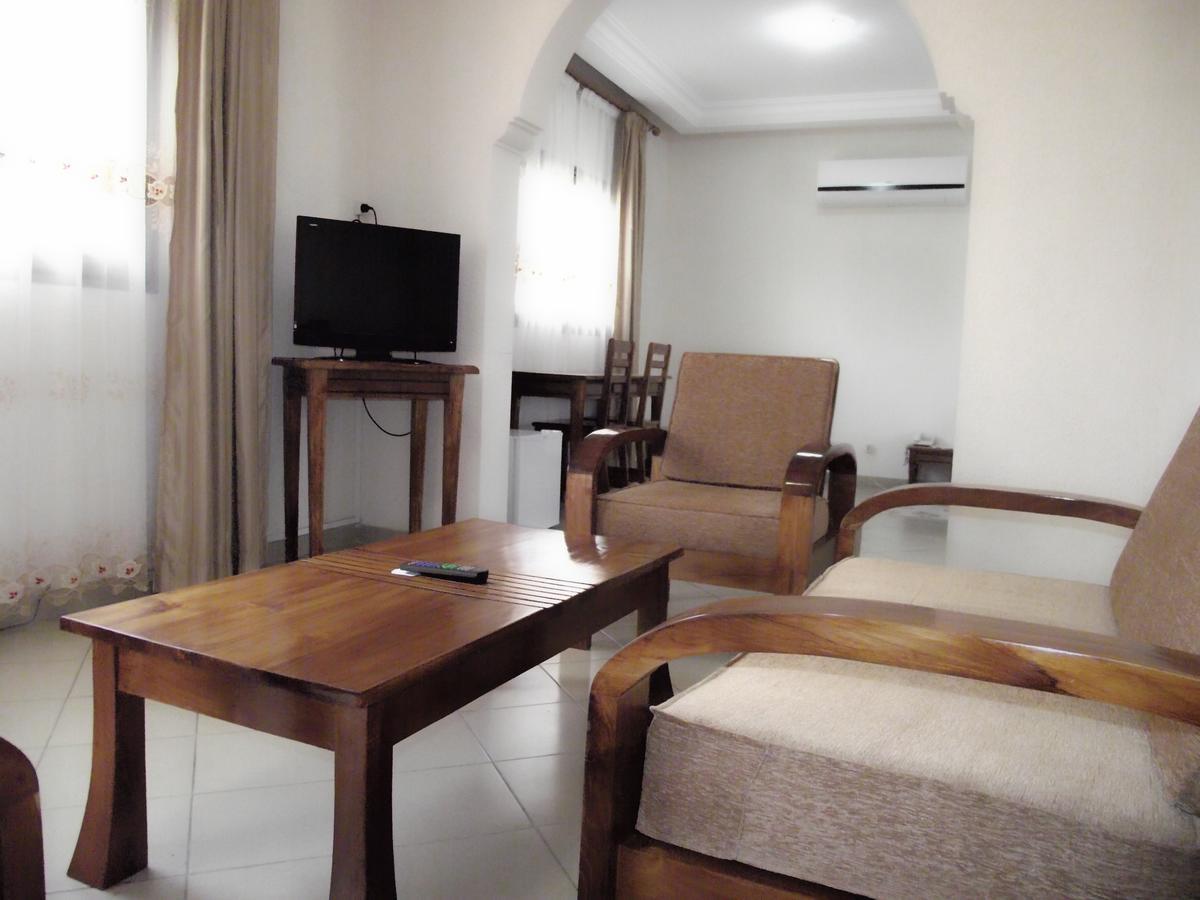 Hotel Ghis Palace Baguida Exterior photo